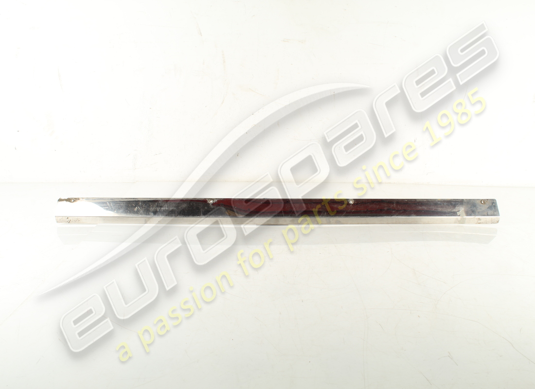 USED Ferrari MOULDING . PART NUMBER 2556487208 (1)