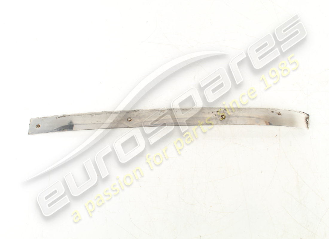 USED Ferrari LH FRONT PILLAR MOULDING . PART NUMBER 2574422108 (1)