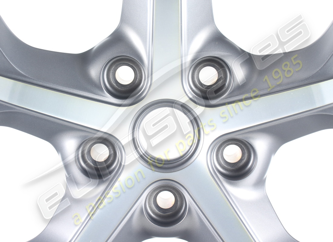 new ferrari front rim 8jx20eh2+ matt dar. part number 814860 (2)