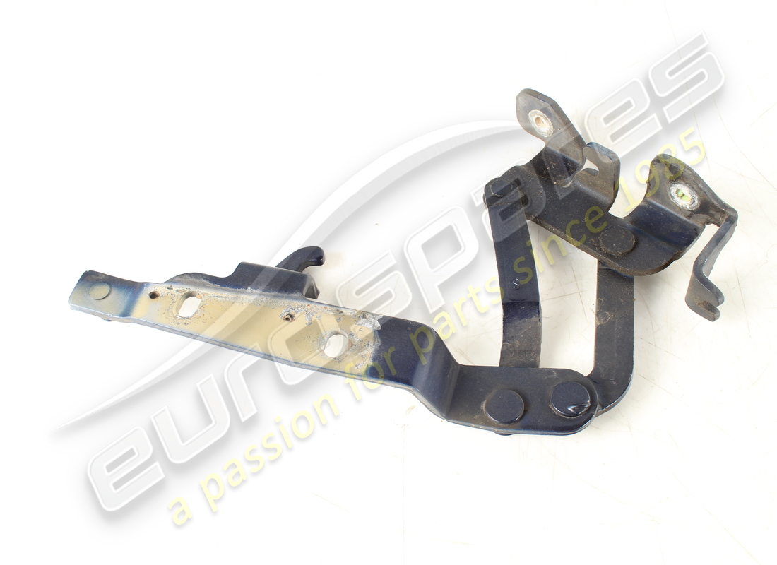 USED MASERATI LH FRONT LID HINGE. PART NUMBER 81082700 (3) used maserati lh front lid hinge. part number 81082700 (3)