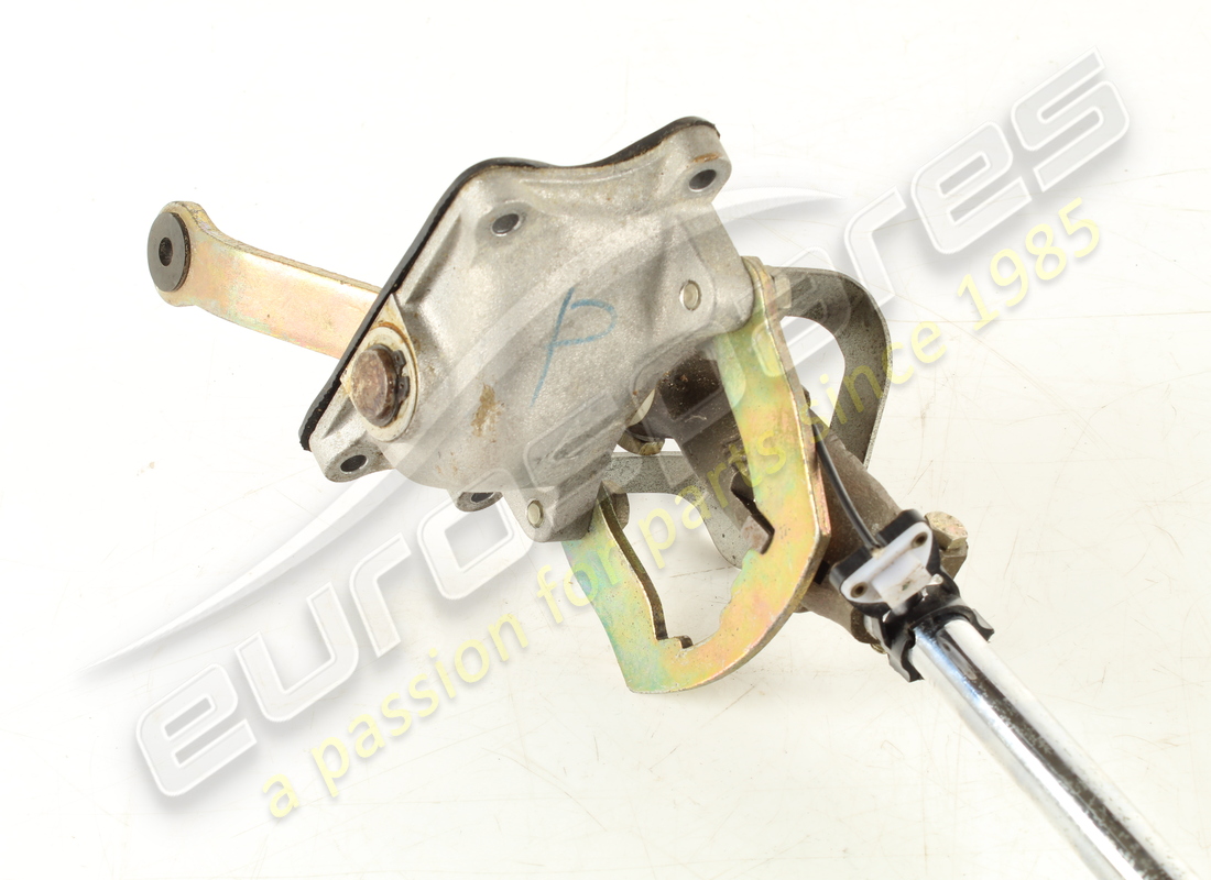used ferrari gear selector. part number eap1726474 (3)