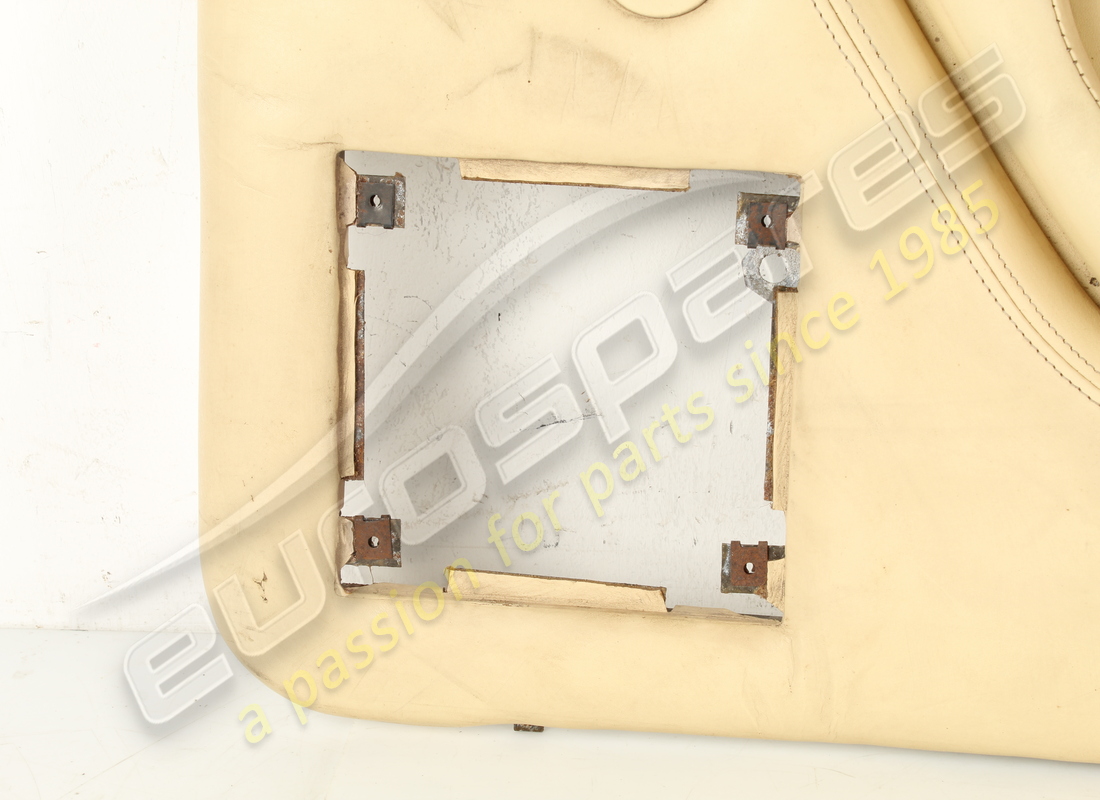 used ferrari rh inner door trim panel lhd part number 2573063020 (2)