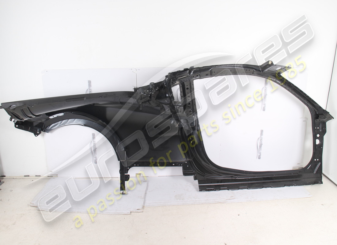 NEW (OTHER) FERRARI LH FLANK. PART NUMBER 81288211 (4) new (other) ferrari lh flank. part number 81288211 (4)