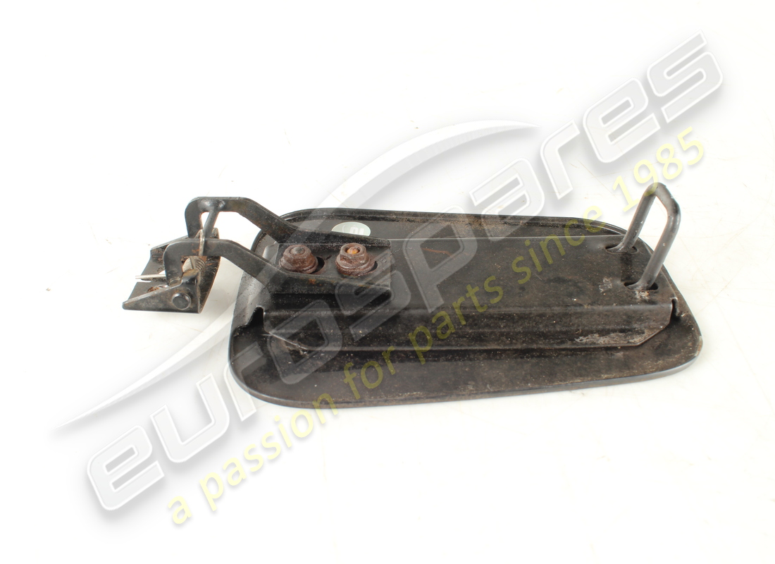 USED MASERATI FUEL FLAP. PART NUMBER 382501050 (2) used maserati fuel flap. part number 382501050 (2)