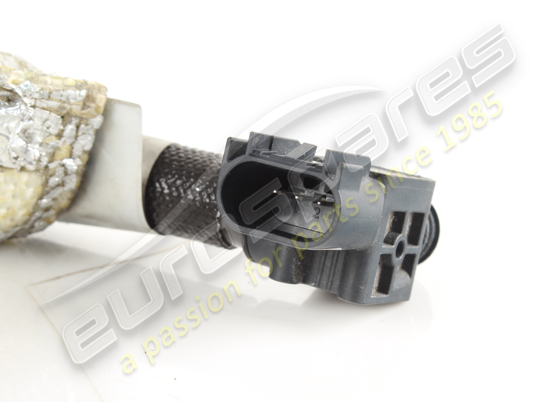 USED FERRARI PIPE FROM DISCONNECTER UNION. PART NUMBER 340024 (2) used ferrari pipe from disconnecter union. part number 340024 (2)