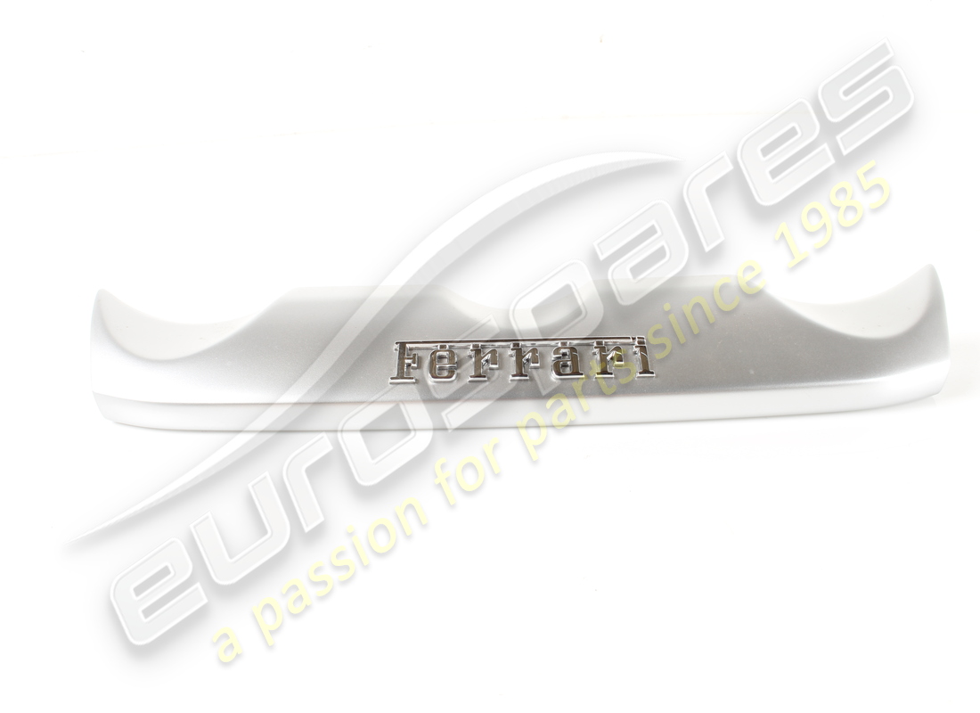 USED Ferrari CENTRE INSERT . PART NUMBER 86461100 (1)