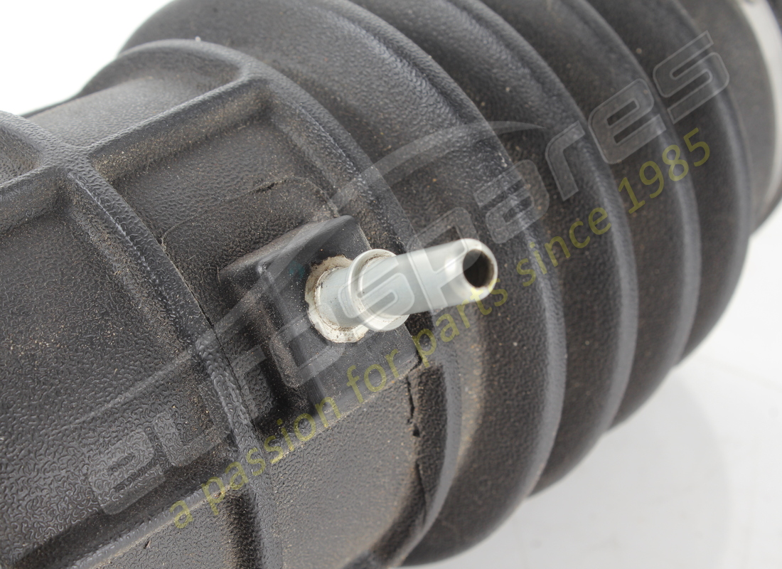 USED FERRARI LH CONNECTOR PIPE. PART NUMBER 269867 (3) used ferrari lh connector pipe. part number 269867 (3)