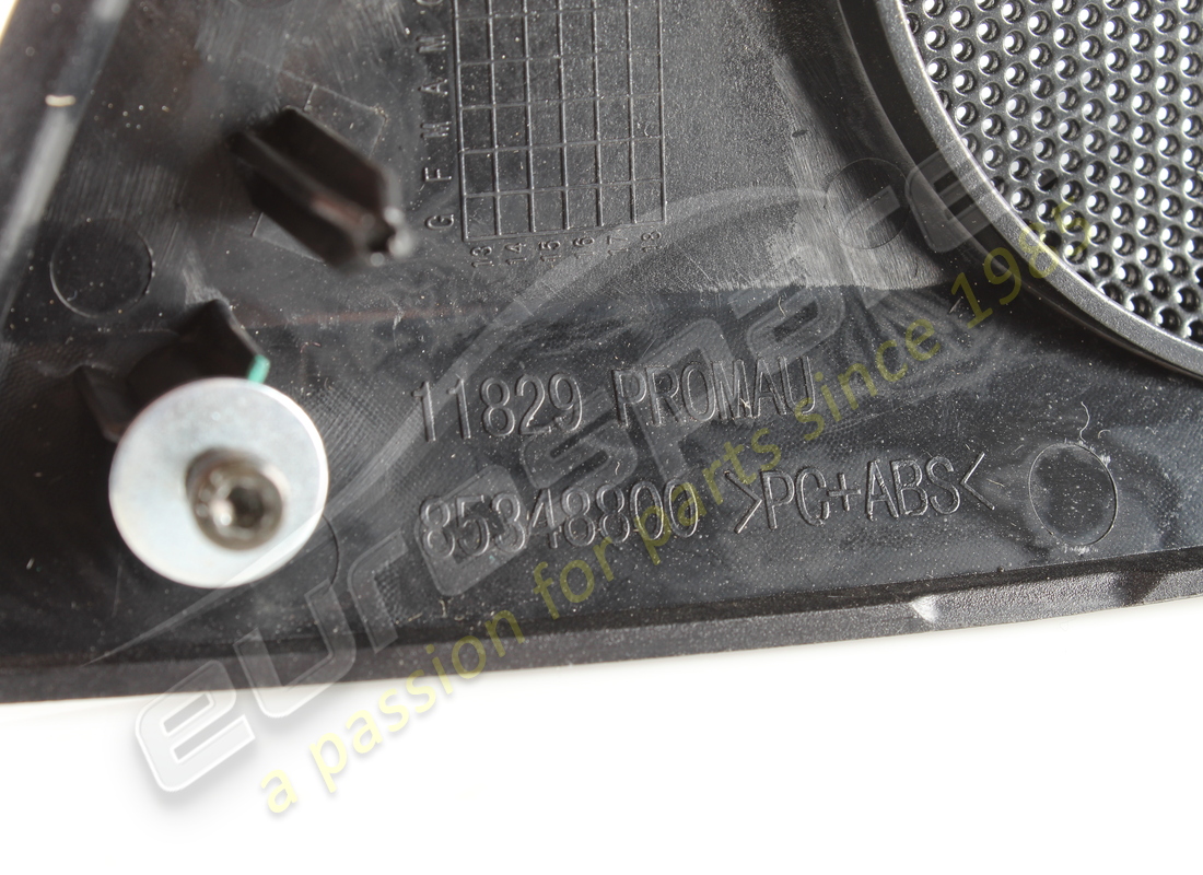 USED FERRARI RH GRILL SPEAKER. PART NUMBER 85348800 (3) used ferrari rh grill speaker. part number 85348800 (3)