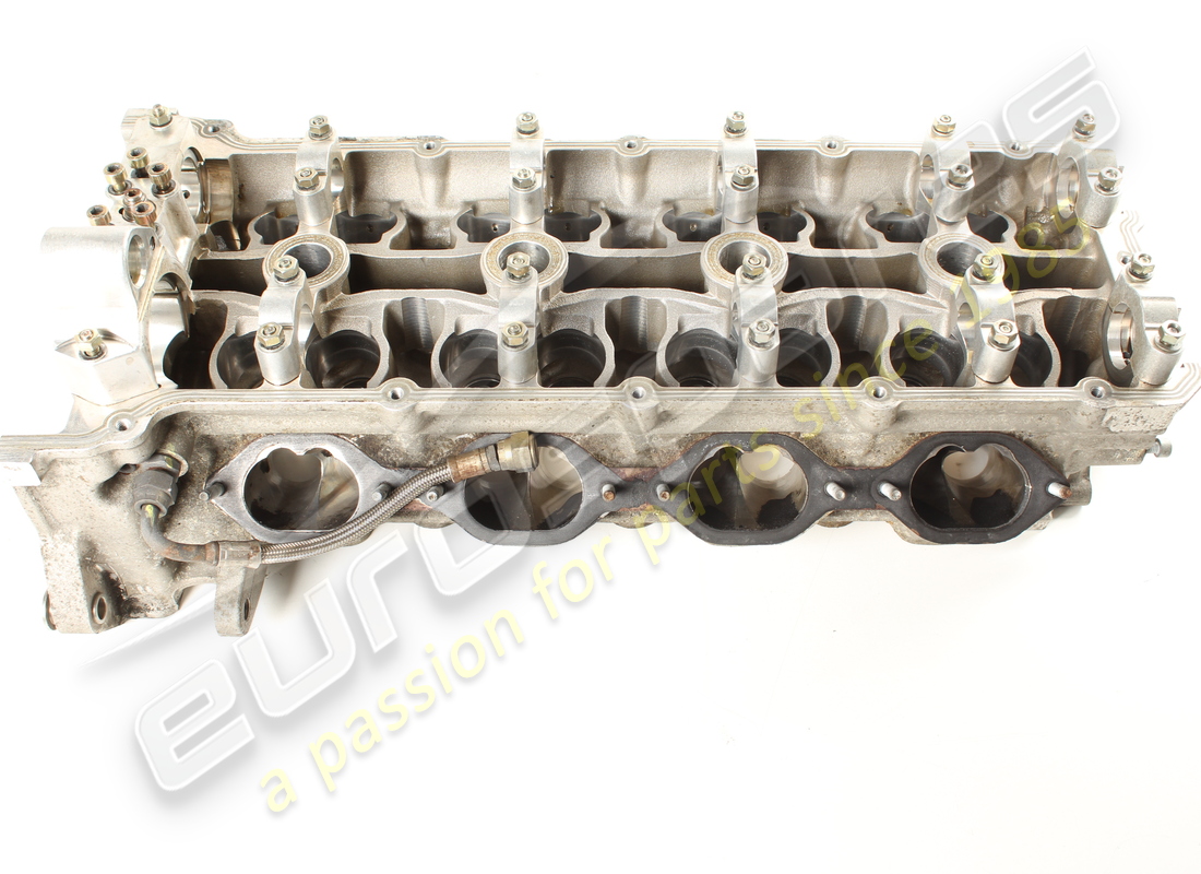 used maserati complete rh cylinder head. part number 189359 (3)