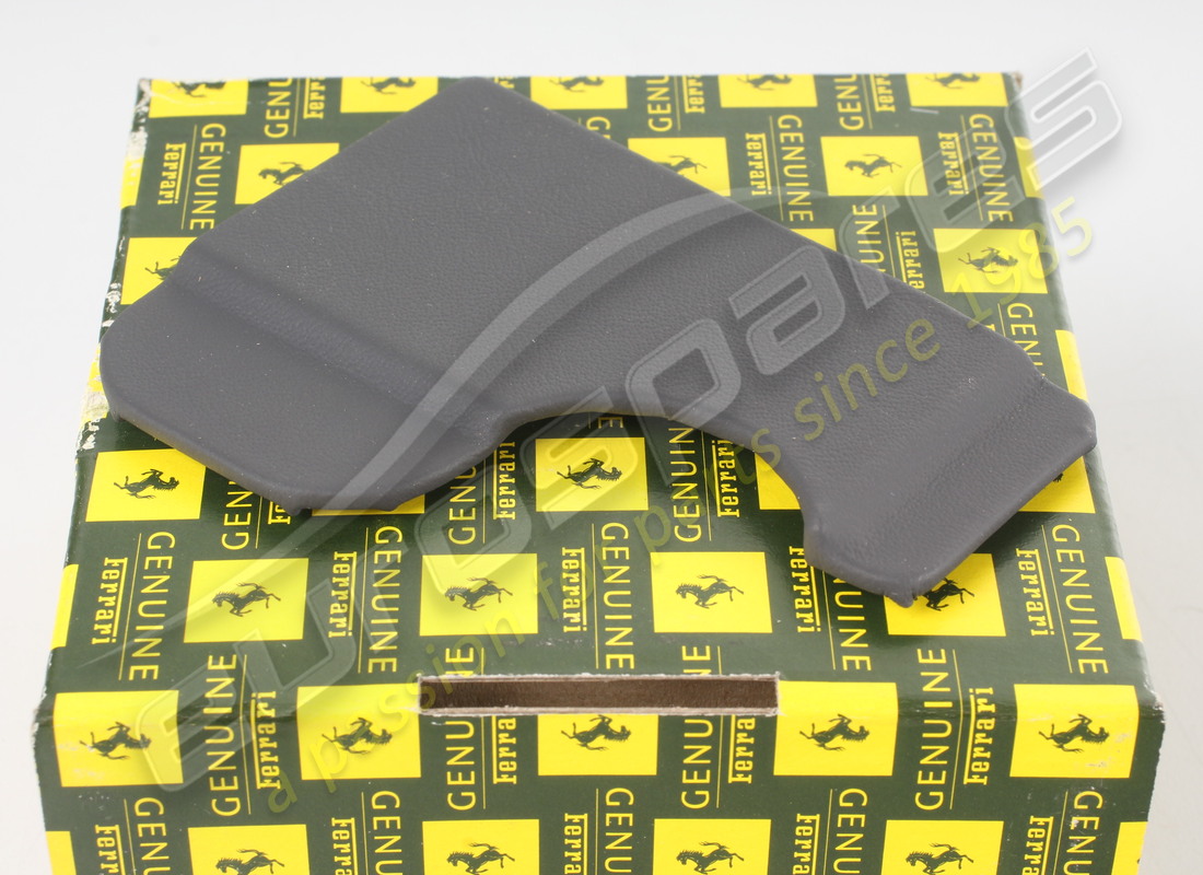 NEW FERRARI RH UPPER OUTER PLATE. PART NUMBER 83487719 (3) new ferrari rh upper outer plate. part number 83487719 (3)