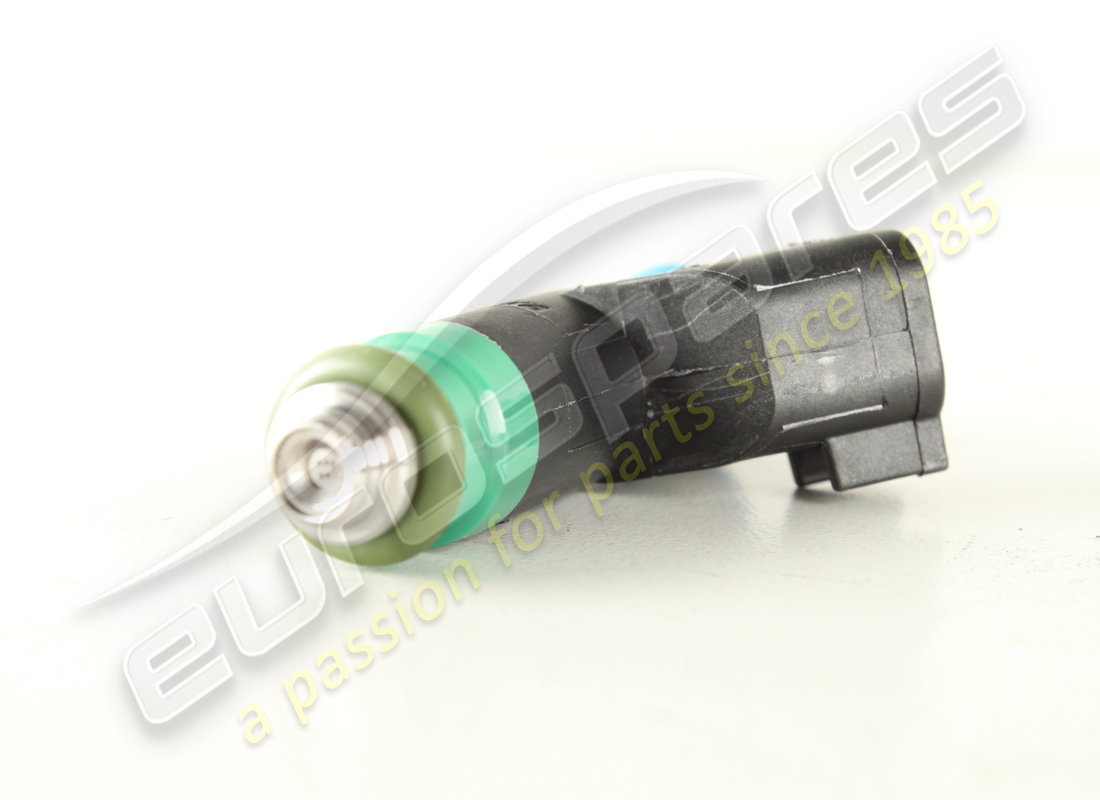 new aston martin injector assembly, fuel. part number 6g339f593aa (2)
