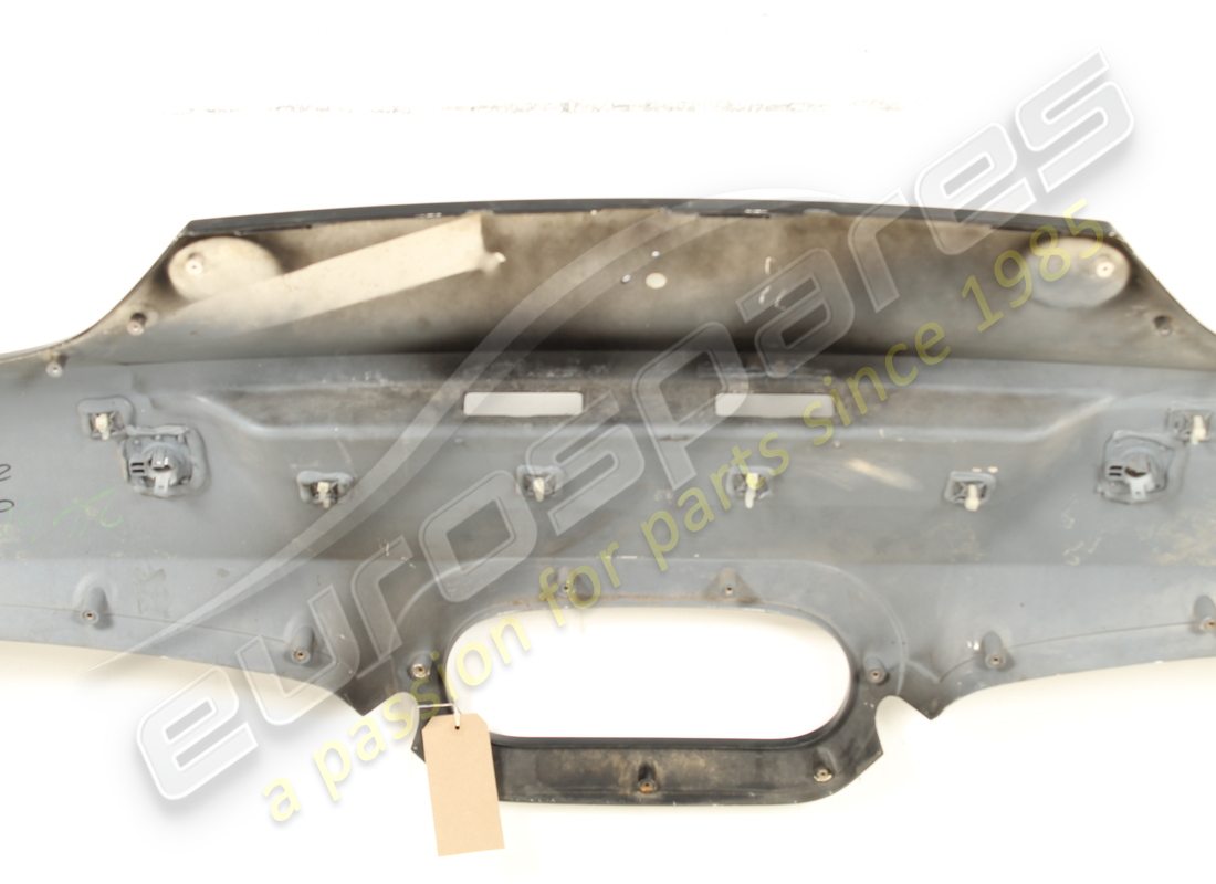 USED FERRARI COMPLETE REAR BUMPER (VALID FOR PARKING SENSORS). PART NUMBER 83104910 (10) used ferrari complete rear bumper (valid for parking sensors). part number 83104910 (10)