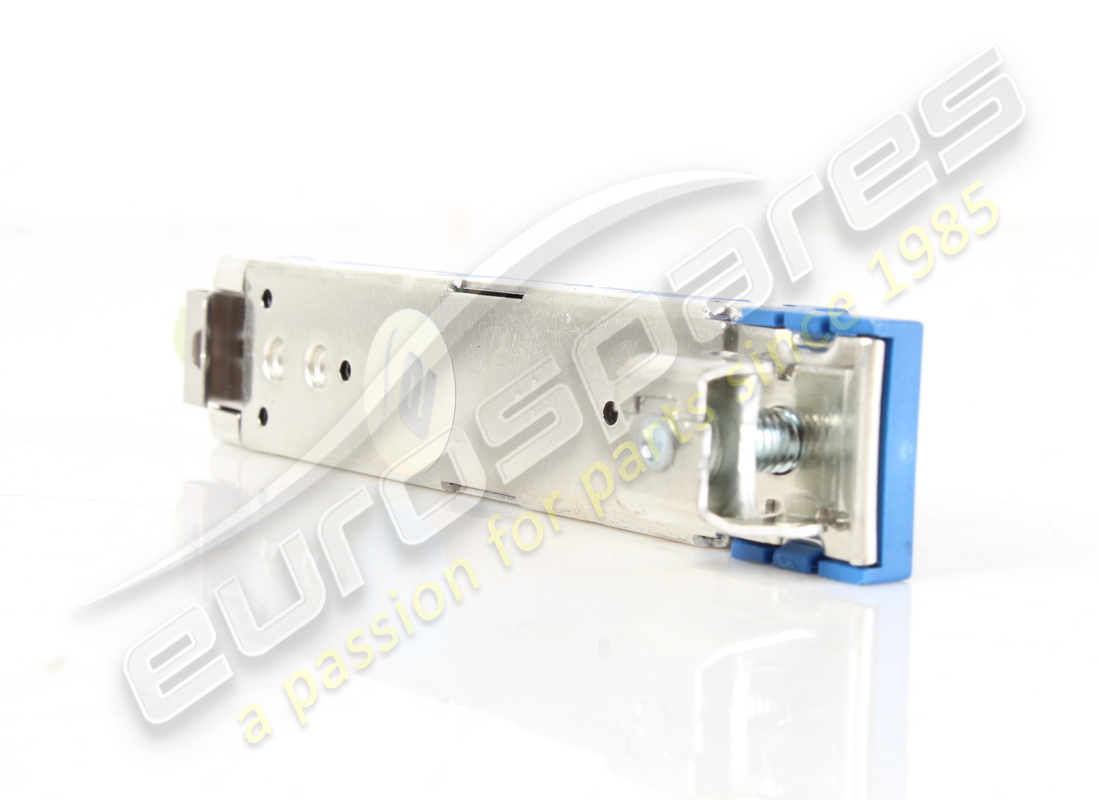 USED LAMBORGHINI ANTENNA AMPLIFIER AM/FM/DAB RDW/NAR. PART NUMBER 4M8035225M (4) used lamborghini antenna amplifier am/fm/dab rdw/nar. part number 4m8035225m (4)