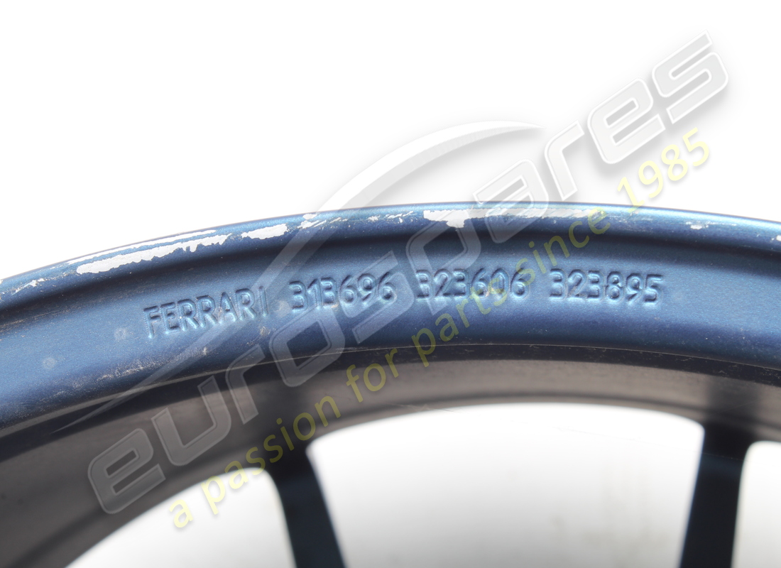 used ferrari rear wheel. part number 323895 (8)