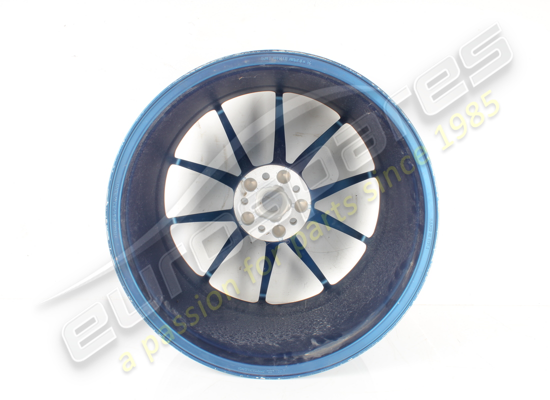 used ferrari rear wheel. part number 323895 (3)