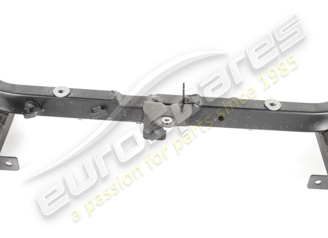 used ferrari staffa supp.serr cof.motore. part number 985956721 (3)