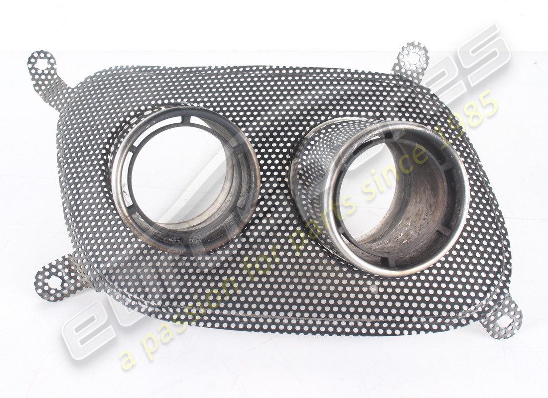 USED FERRARI RH EXHAUST TAILPIPE TIP. PART NUMBER 87787300 (1) used ferrari rh exhaust tailpipe tip. part number 87787300 (1)