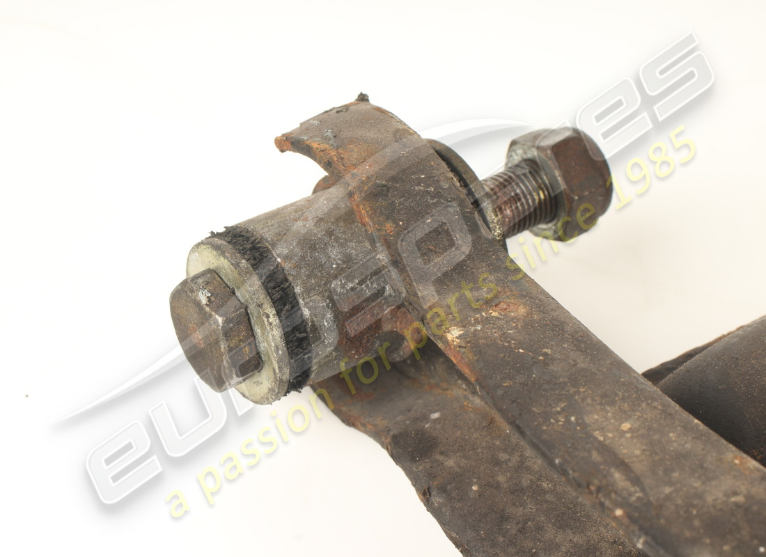 used ferrari rh front suspension lower lever. part number 115706 (4)