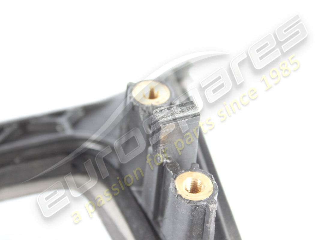 damaged lamborghini wind blocker. part number 4t7817029b (5)