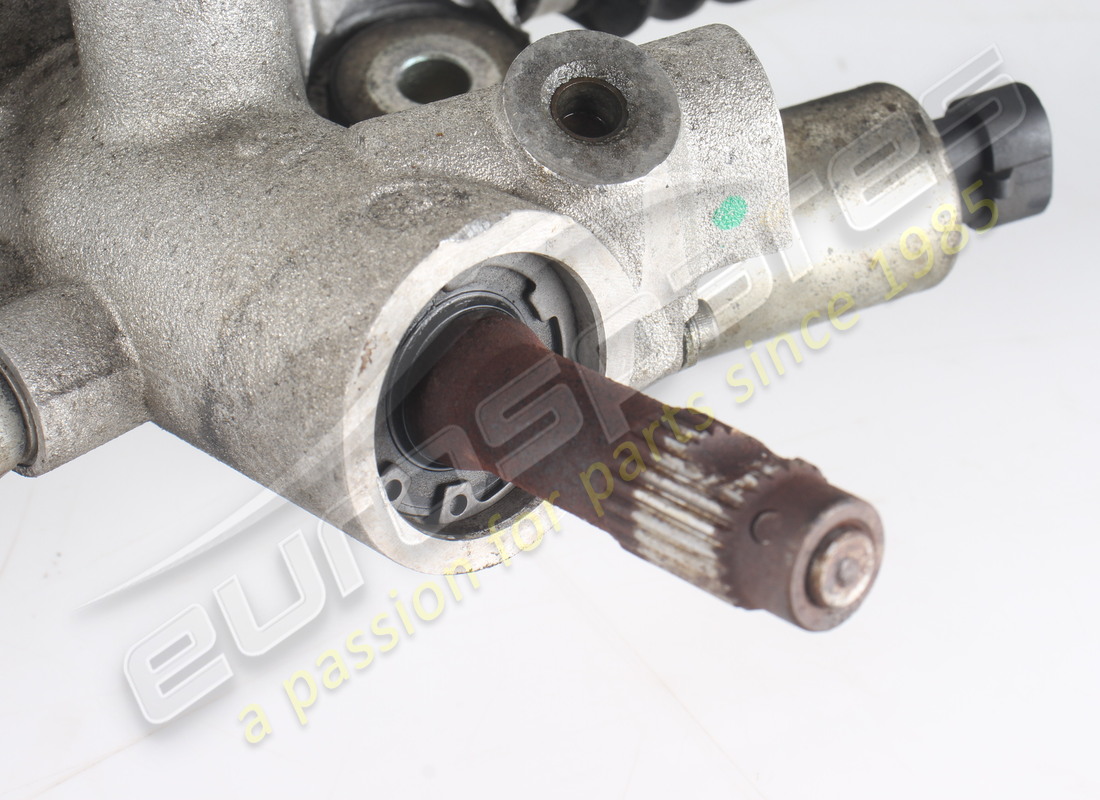 used ferrari steering rack rhd part number 267116 (5)