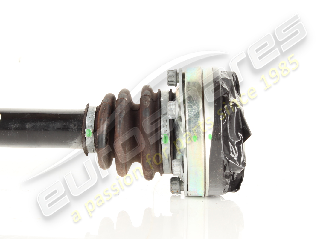 USED FERRARI AXLE SHAFT. PART NUMBER 744019 (3) used ferrari axle shaft. part number 744019 (3)