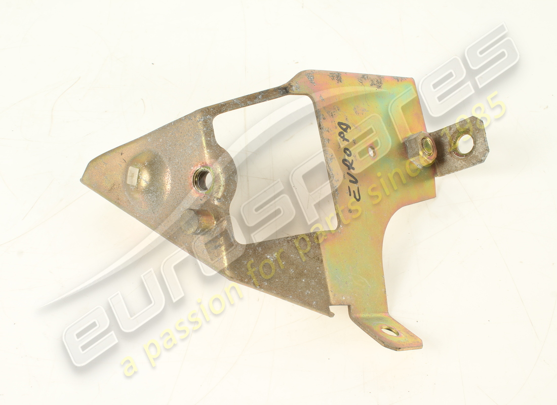 USED Ferrari RH BRACKET . PART NUMBER 65217600 (1)