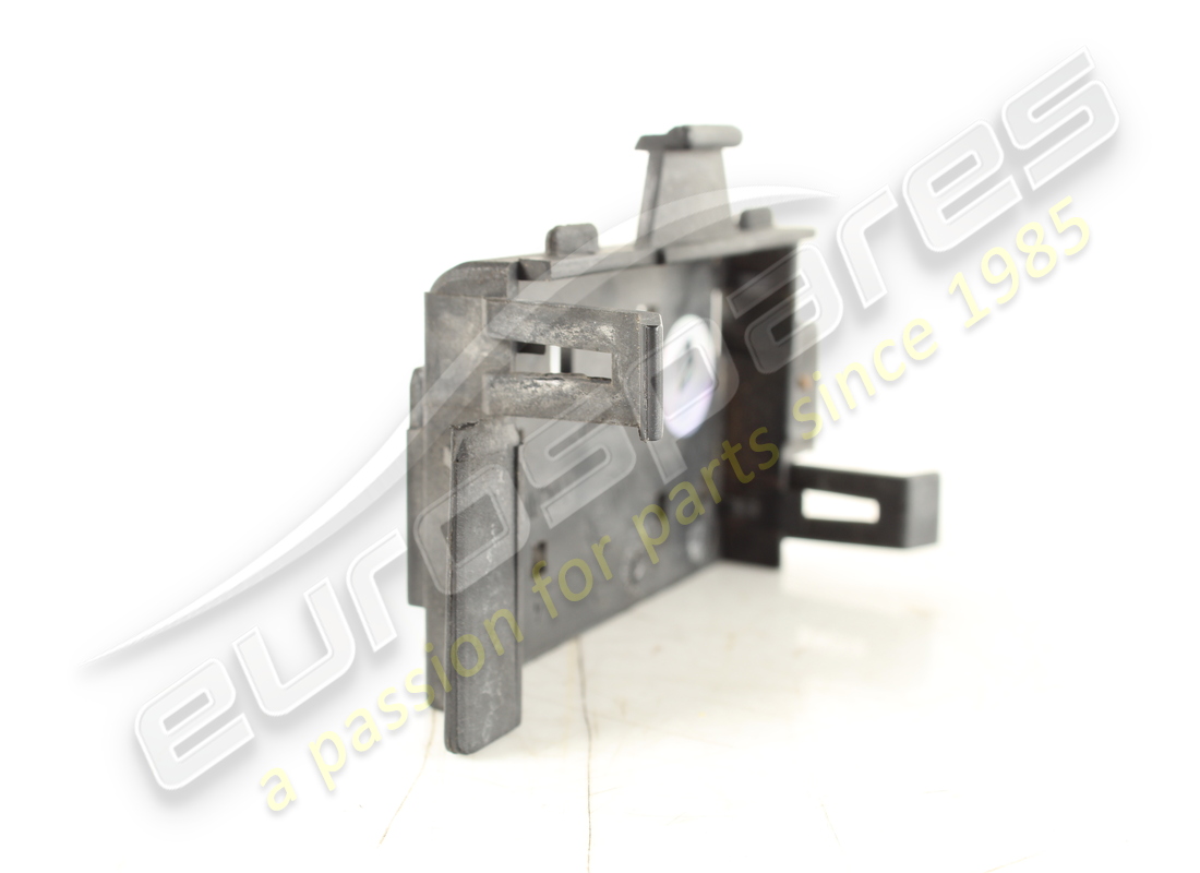 used maserati cover. part number 60616507 (2)