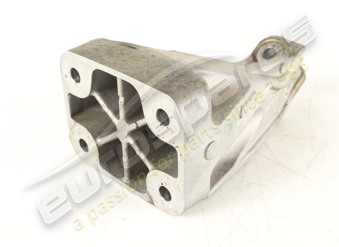 USED Ferrari RH ENGINE STRUT . PART NUMBER 262743 (1)