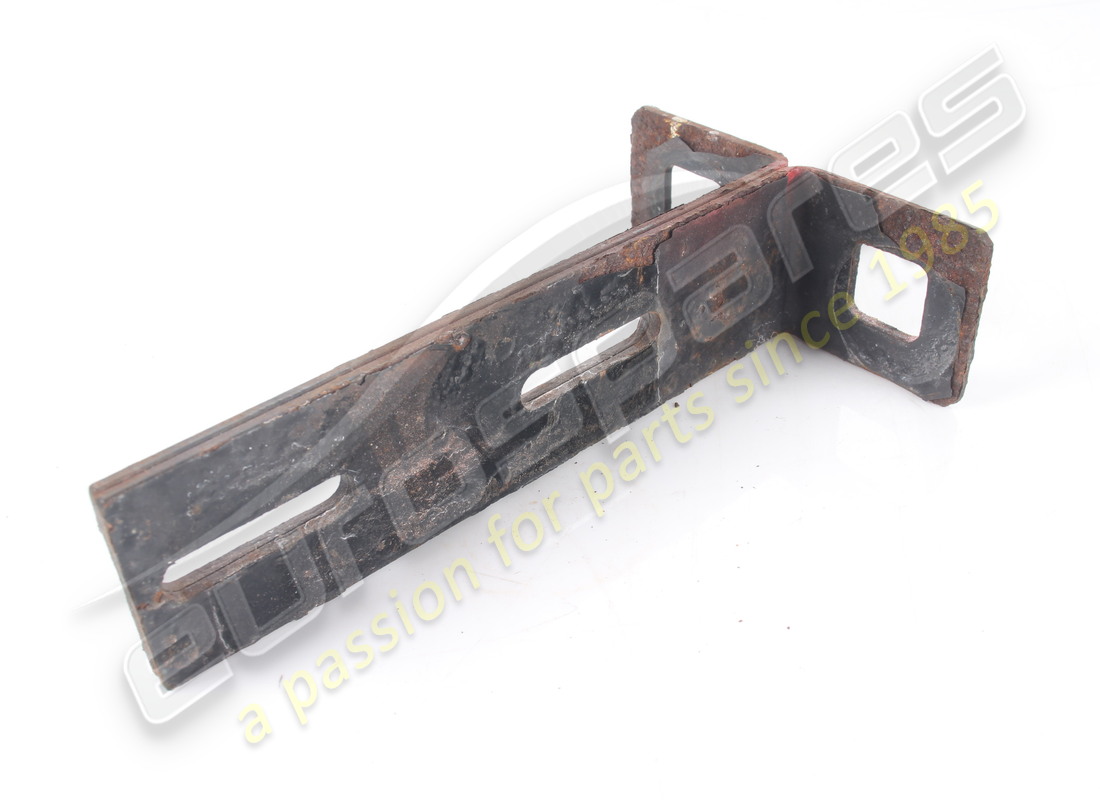 USED Ferrari FRONT BUMPER IRON . PART NUMBER 61741500 (1)