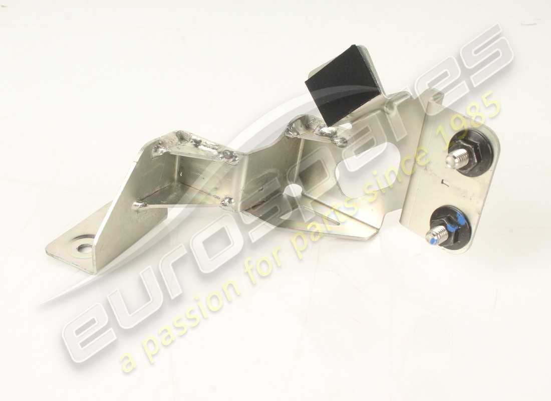 USED FERRARI BRACKET. PART NUMBER 864176 (2) used ferrari bracket. part number 864176 (2)