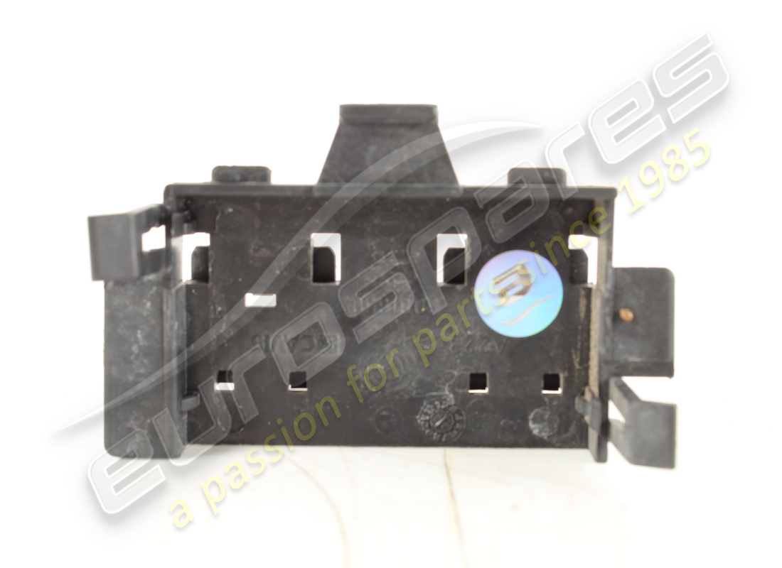 used maserati cover. part number 60616507 (3)