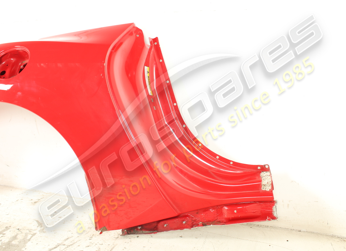 USED FERRARI COMPLETE RH LATERAL PANEL. PART NUMBER 88735811 (3) used ferrari complete rh lateral panel. part number 88735811 (3)