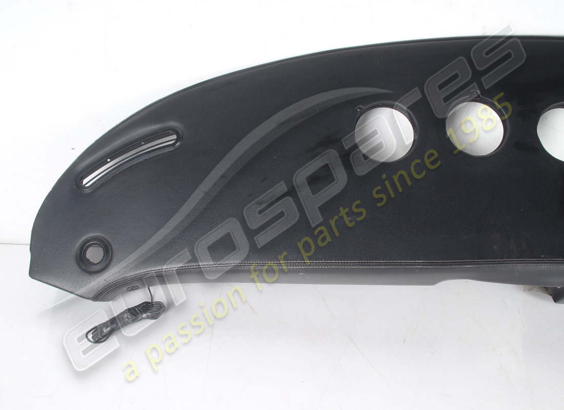 USED FERRARI DASHBOARD RHD PART NUMBER 62337600 (2) used ferrari dashboard rhd part number 62337600 (2)