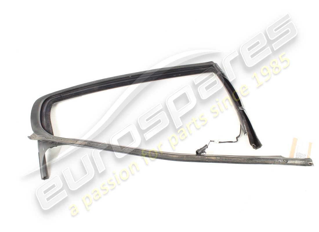 used maserati glass guide gasket for rh rear d. part number 67478700 (3)