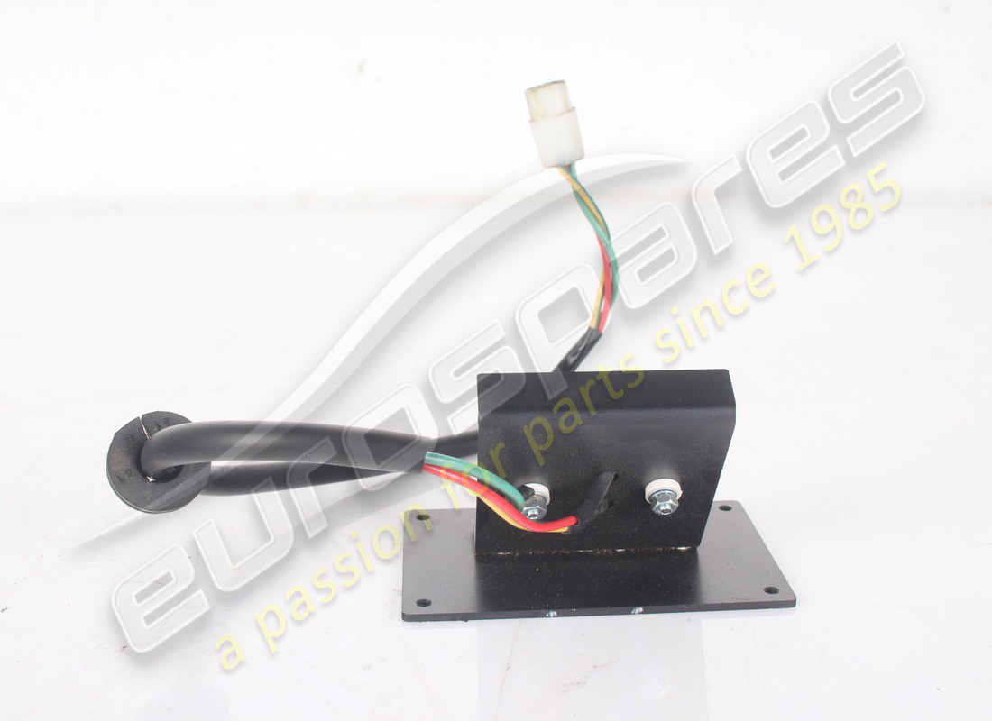 USED FERRARI POWER TRANSISTOR. PART NUMBER 126856 (3) used ferrari power transistor. part number 126856 (3)