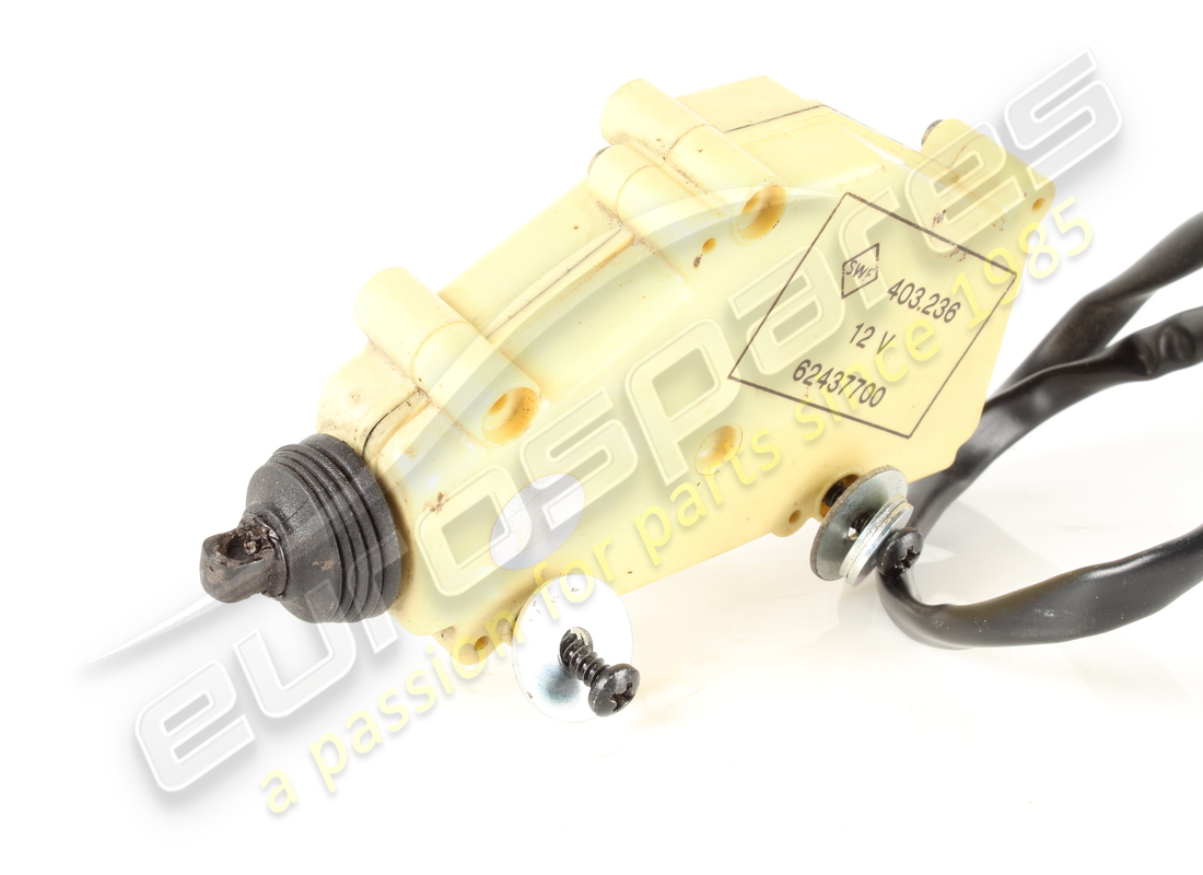 USED FERRARI CENTRAL DOOR LOCK DEVICE. PART NUMBER 62437700 (2) used ferrari central door lock device. part number 62437700 (2)