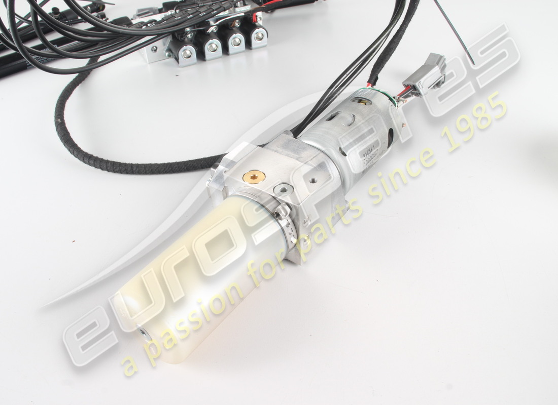 NEW FERRARI COMPLETE HYDRAULIC SYSTEM KI. PART NUMBER 84603300 (1) new ferrari complete hydraulic system ki. part number 84603300 (1)