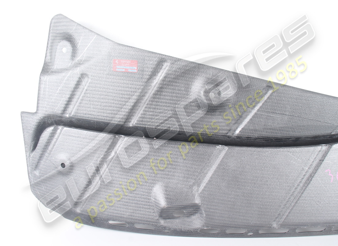 new (other) ferrari lh panel. part number 67358700 (5)