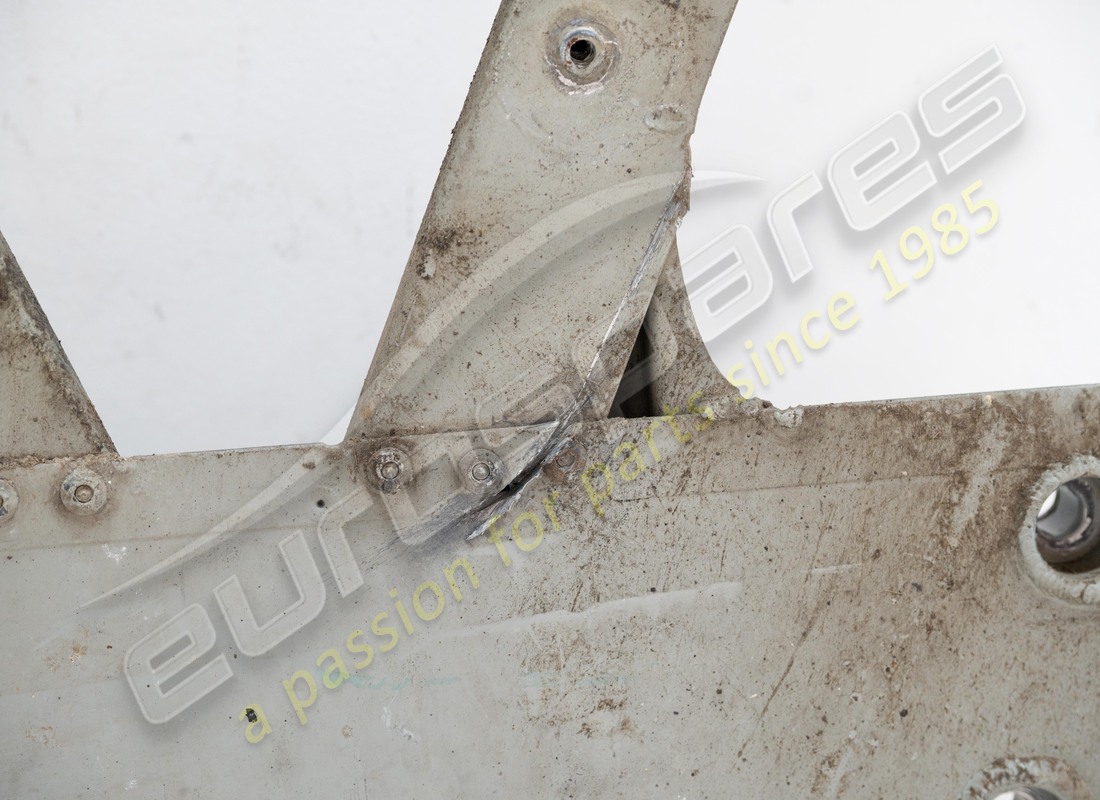 damaged ferrari engine subframe. part number 985265529 (6)