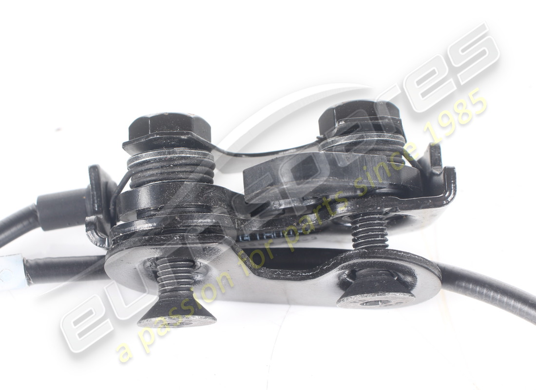 USED FERRARI RH LOCK. PART NUMBER 83875900 (3) used ferrari rh lock. part number 83875900 (3)