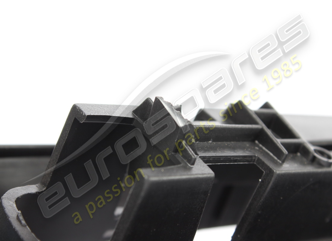 damaged porsche side member trim black. part number 992863426c1e0 (4)