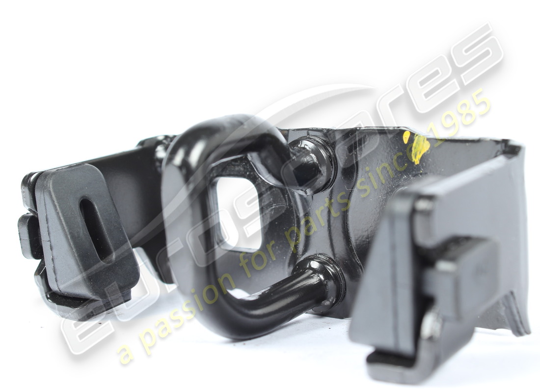 USED FERRARI LOCK STRIKER. PART NUMBER 82209700 (2) used ferrari lock striker. part number 82209700 (2)