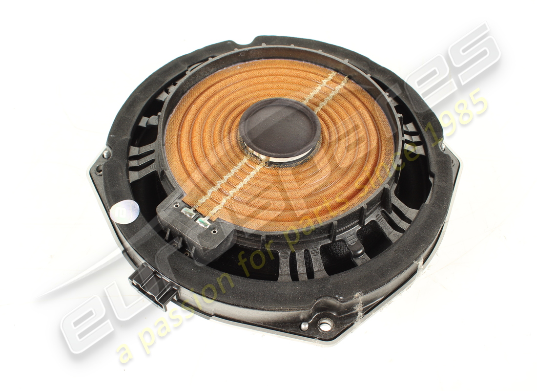 USED FERRARI WOOFER. PART NUMBER 328469 (2) used ferrari woofer. part number 328469 (2)