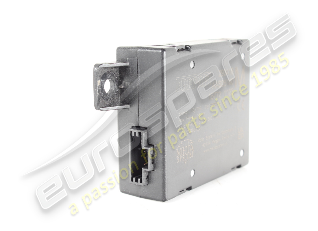 used ferrari usb splitter. part number 337571 (5)