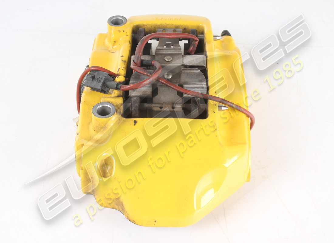 used ferrari rear lh caliper with pads. part number 336052 (2)