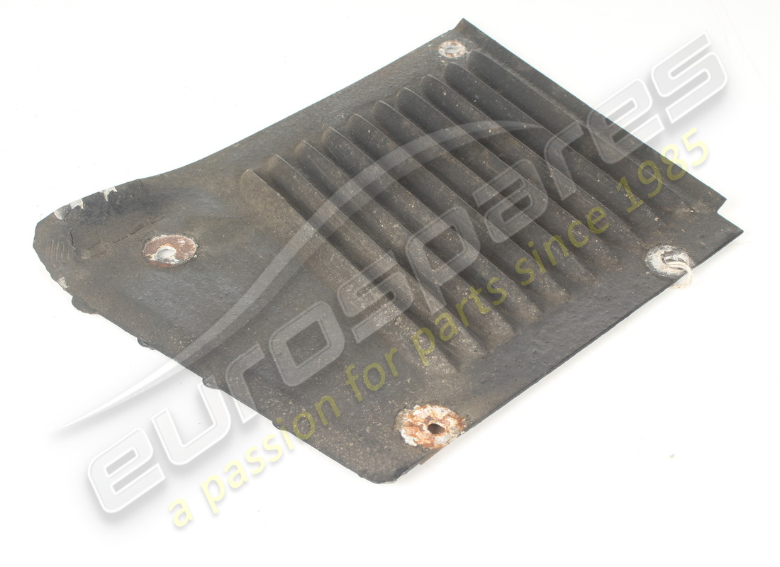 used ferrari lh front inner wing grille. part number 62492400 (4)