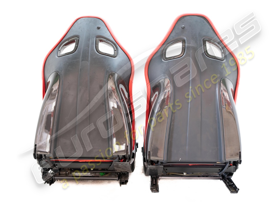 USED FERRARI CARBON SEATS (RHD). PART NUMBER EAP1552588 (7) used ferrari carbon seats (rhd). part number eap1552588 (7)
