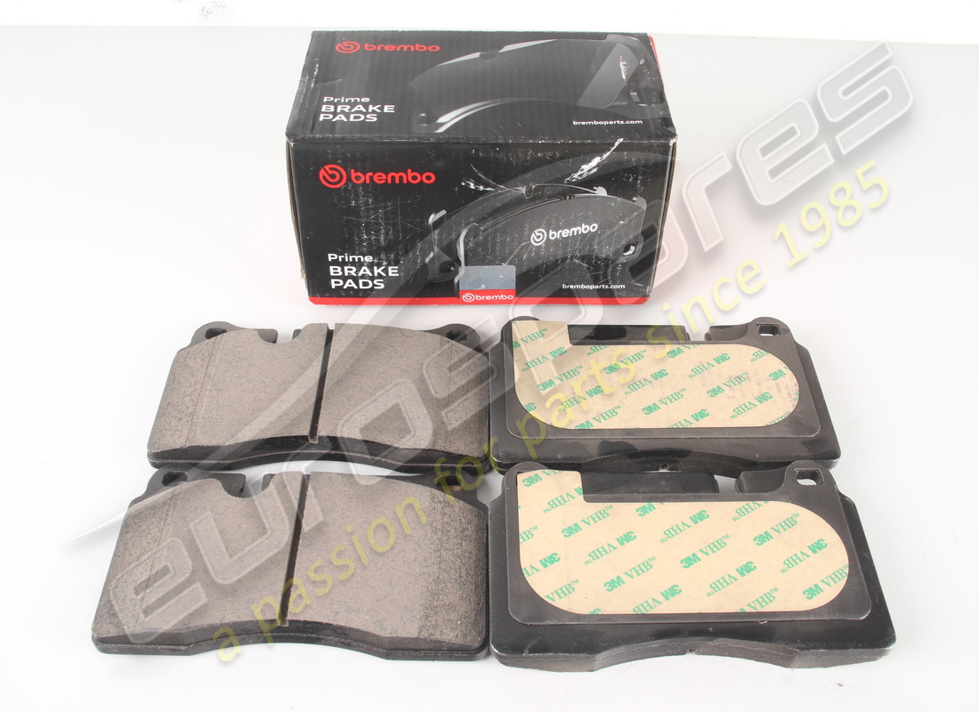 new oe brake pad kit. part number 0032000561 (1)