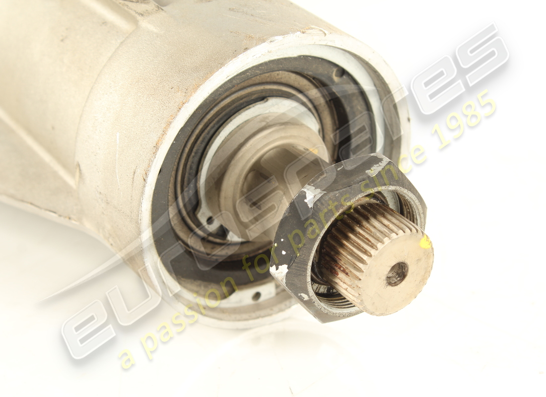 USED FERRARI TRANSMISSION HOUSING COMPLETE. PART NUMBER 277346 (6) used ferrari transmission housing complete. part number 277346 (6)