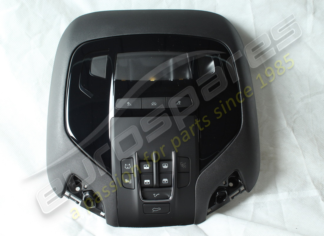 new maserati dome light plate. part number 670090458 (1)